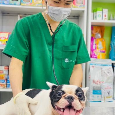 Bác sĩ Nguyễn Thị Hoàng Oanh